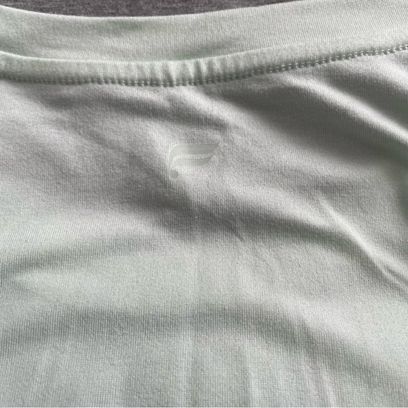 Fabletics Mint Green Cropped Tee - Medium - Picture 5 of 7